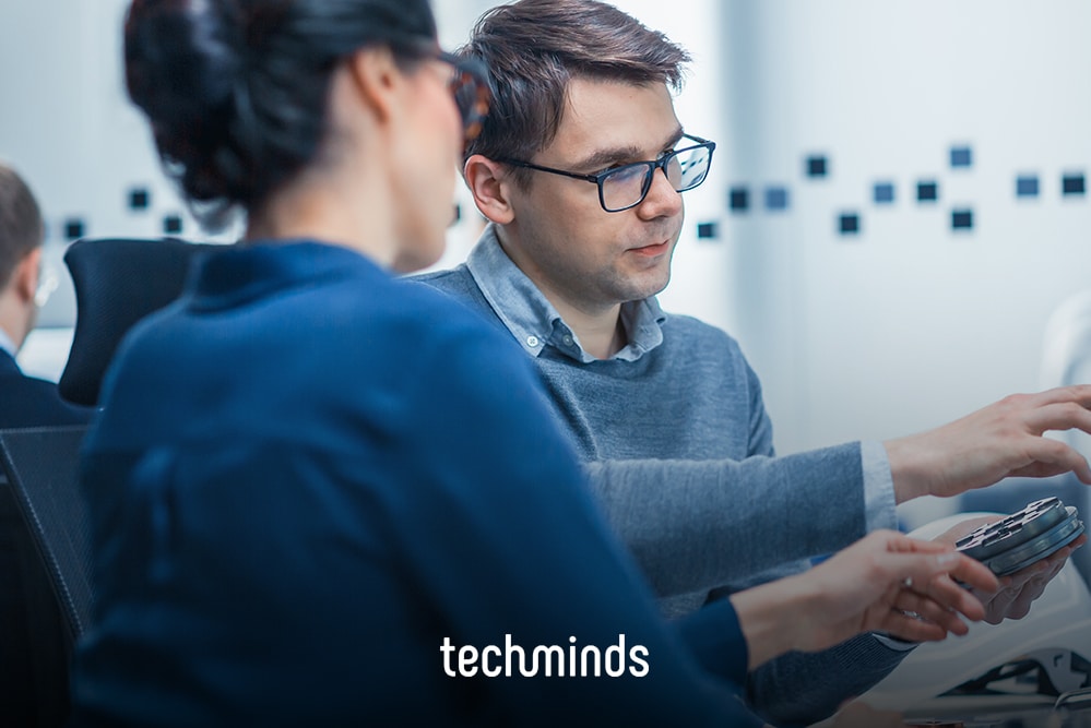 Funktionsentwickler entwickelt und optimiert technische Funktionen in Systemen und Anwendungen